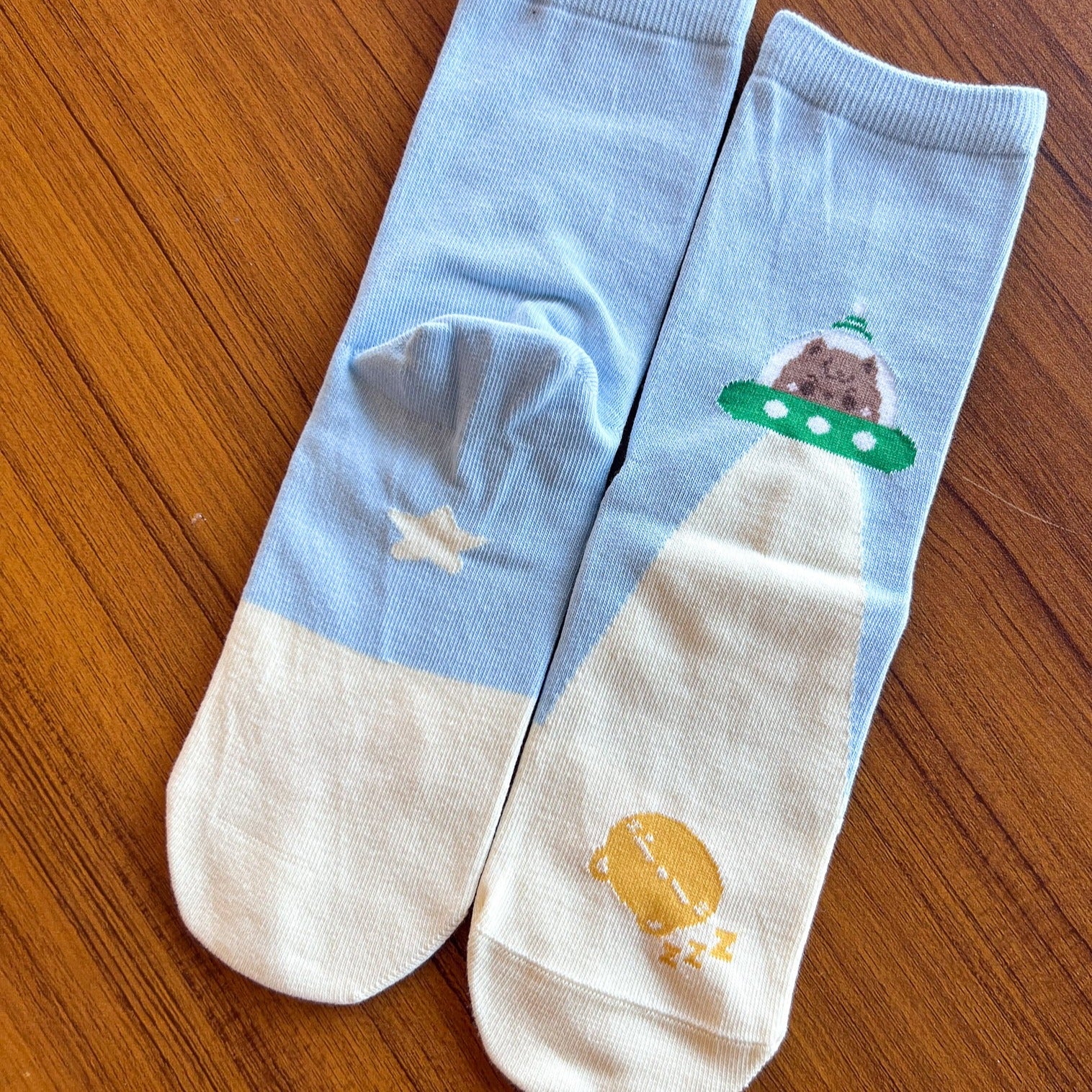 [NEW] Alien Quokka Socks
