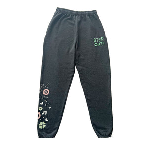 [NEW] STEP OUT! Sweatpants