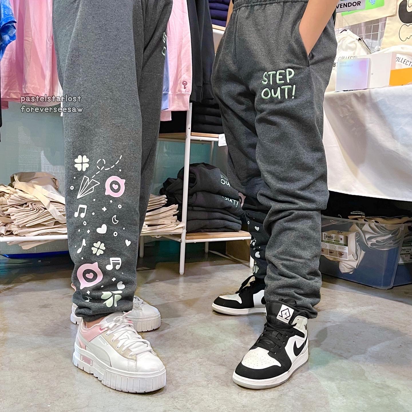 [NEW] STEP OUT! Sweatpants